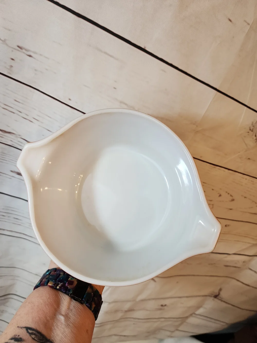 Vintage Wheat Pattern Pyrex Serving Bowl in Burnt Orange
